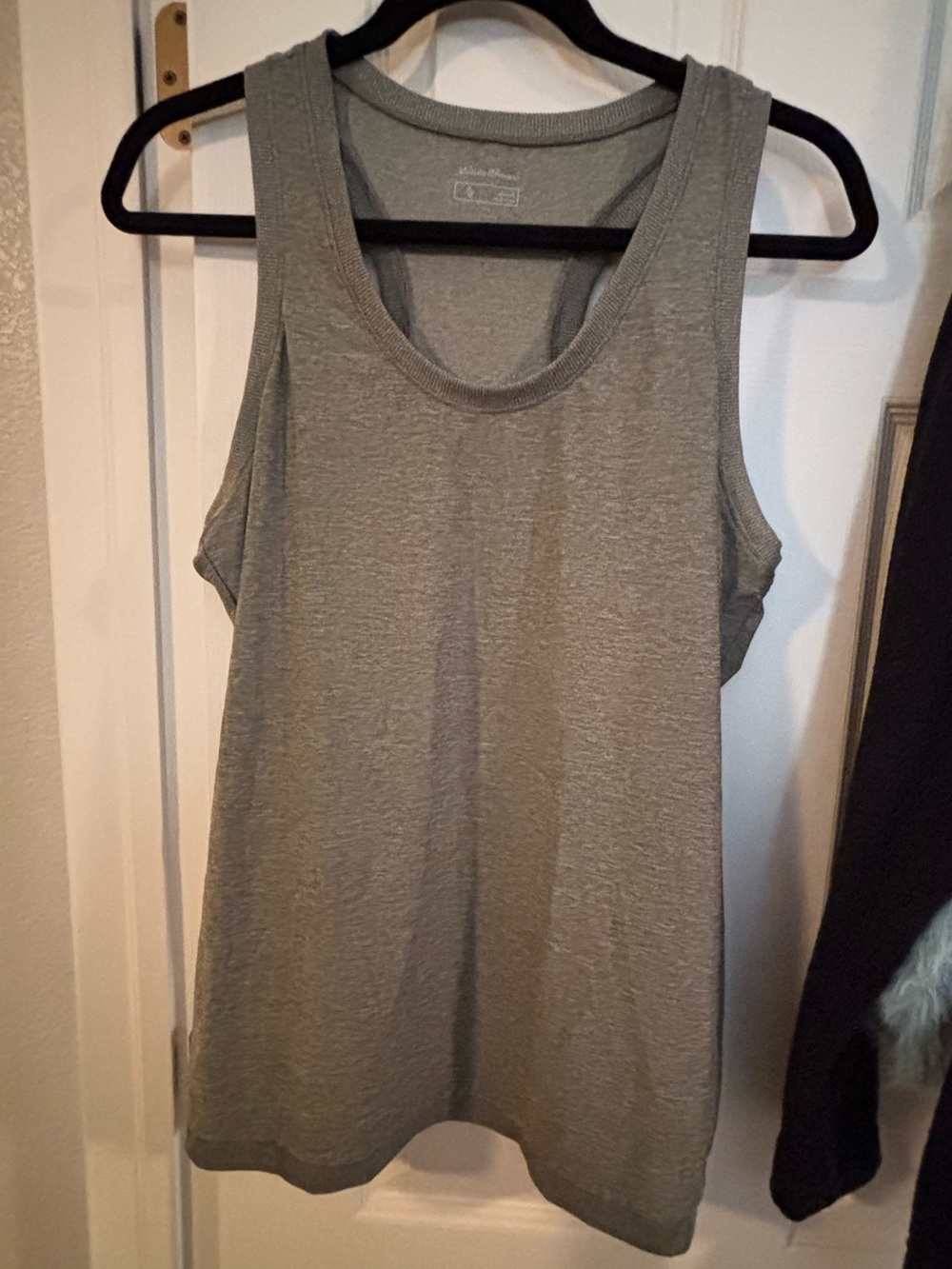 🌸2/$20🌸 EDDIE BAUER Gray Lightweight Racerback Tank ribbed hem